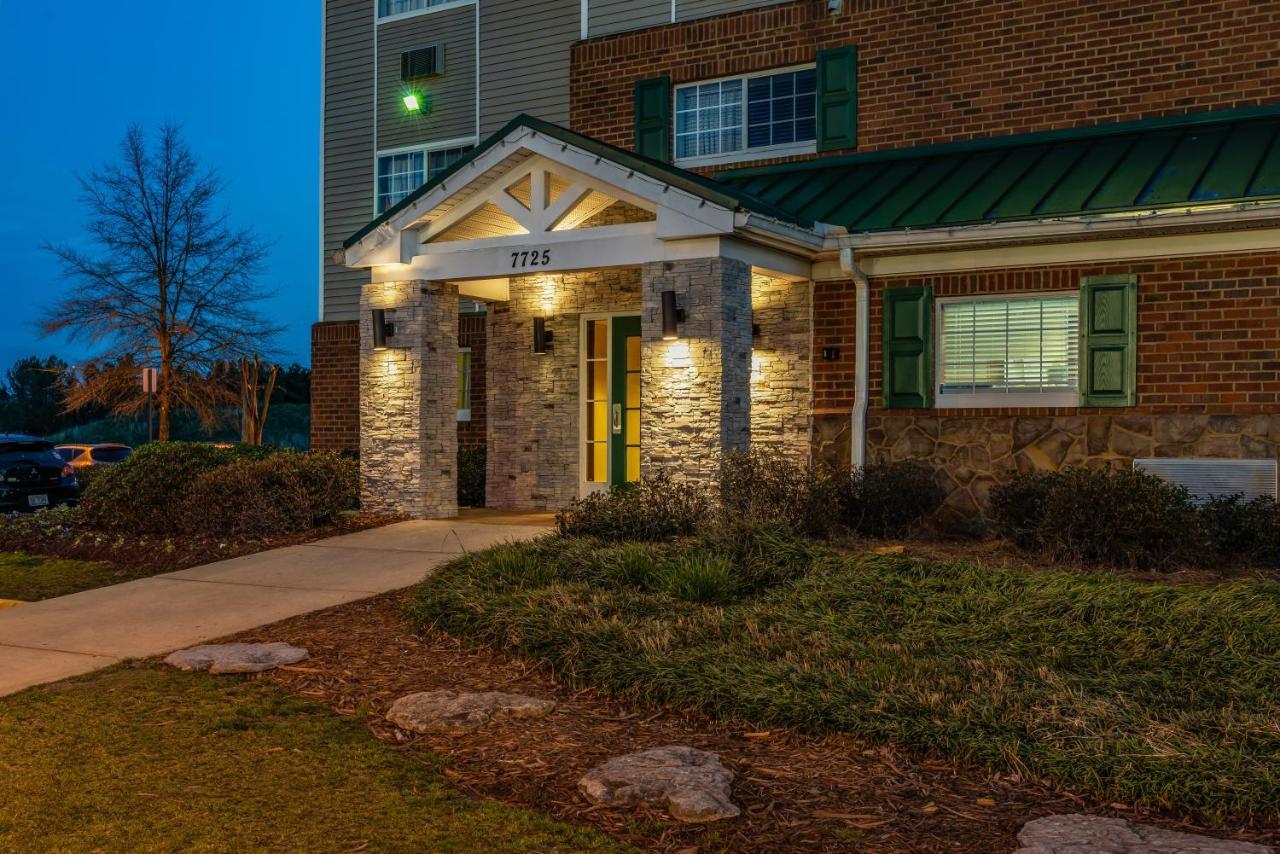 Hometowne Studios & Suites By Red Roof Charlotte - Concord Extérieur photo