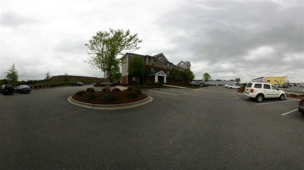 Hometowne Studios & Suites By Red Roof Charlotte - Concord Extérieur photo